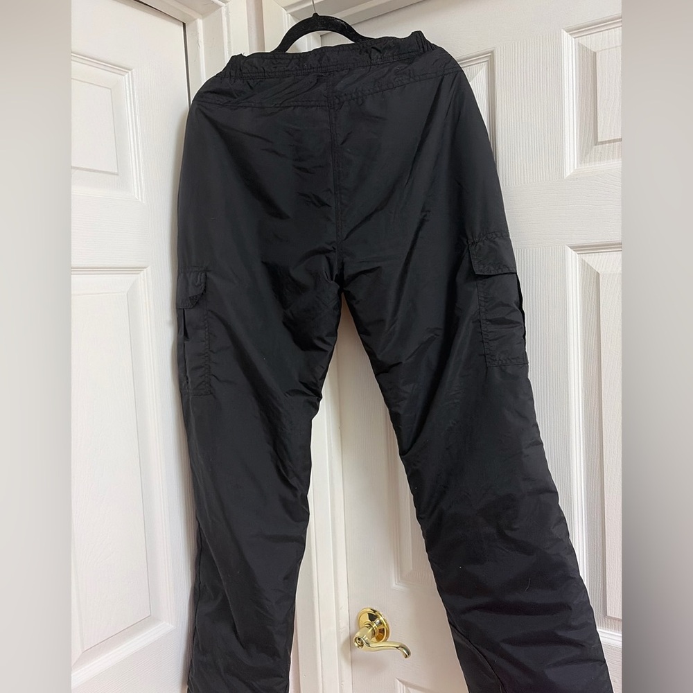 Essentials Men's Dark Cargo Pants - Picture 1 of 3
